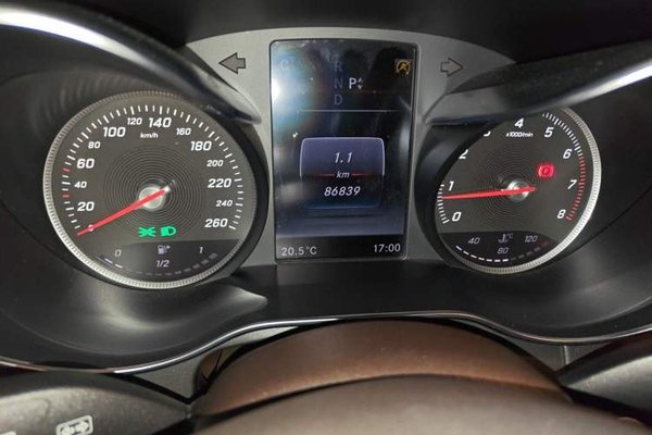 Mercedes-Benz GLC 2017, 86800 км, за 17526 USD - фото 13