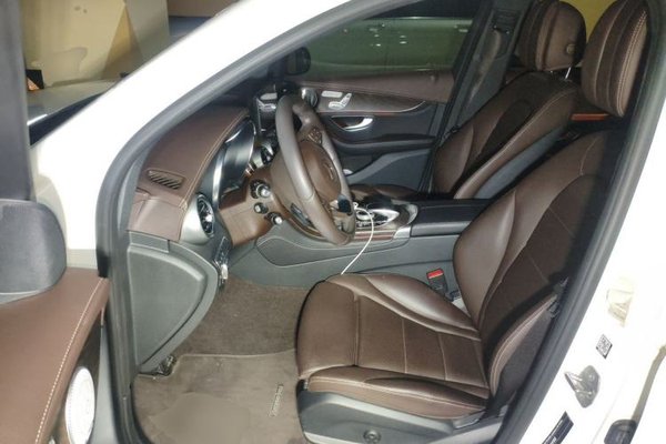 Mercedes-Benz GLC 2017, 98700 км, за 17397 USD - фото 12