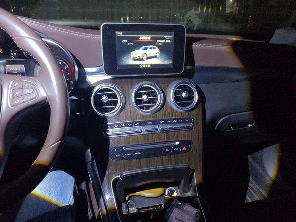 Mercedes-Benz GLC 2018, 139500 км, за 20879 USD - фото 11