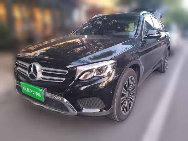 Mercedes-Benz GLC · 2018 год