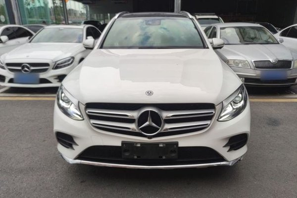 Mercedes-Benz GLC 2018, 101800 км, за 21422 USD