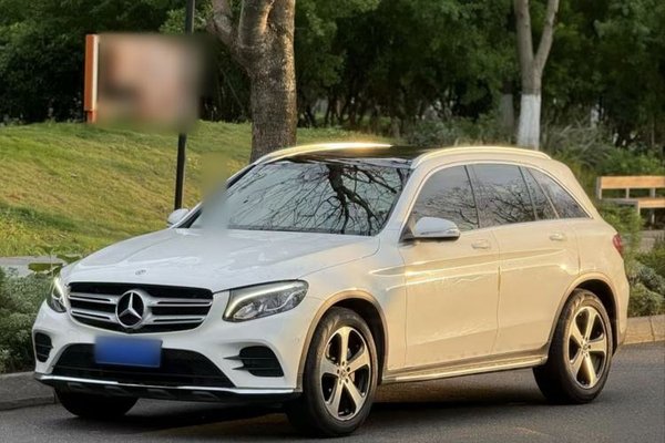 Mercedes-Benz GLC · 2018 год