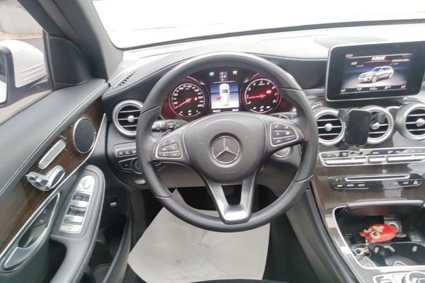 Mercedes-Benz GLC 2018, 101800 км, за 21422 USD - фото 18