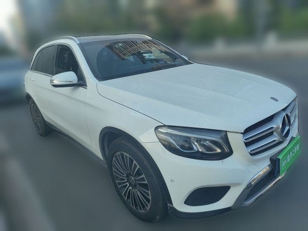 Mercedes-Benz GLC 2018, 102200 км, за 17713 USD