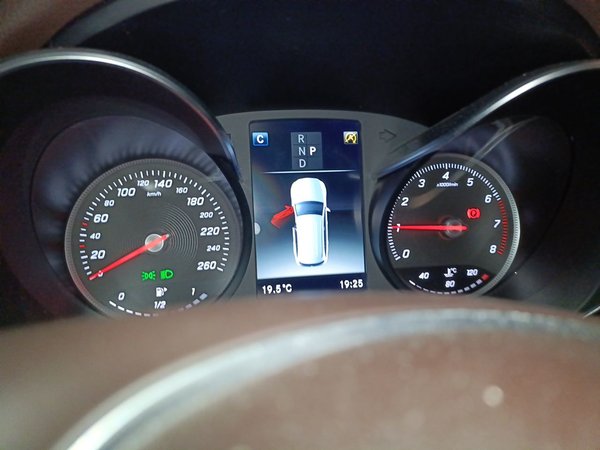 Mercedes-Benz GLC 2018, 112400 км, за 15385 USD - фото 12