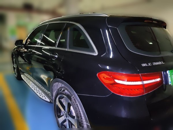 Mercedes-Benz GLC 2019, 153000 км, за 21066 USD
