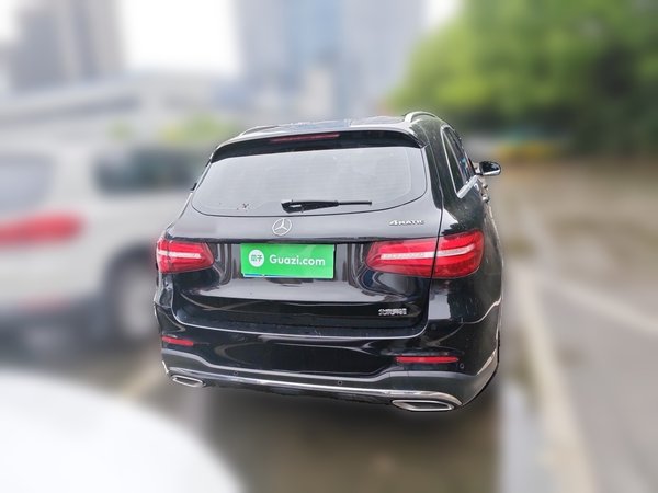 Mercedes-Benz GLC 2019, 74000 км, за 25914 USD