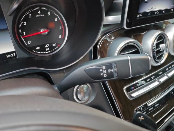Mercedes-Benz GLC 2019, 74000 км, за 25914 USD - фото 13