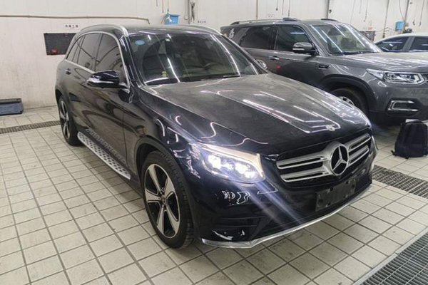 Mercedes-Benz GLC 2019, 76300 км, за 27087 USD