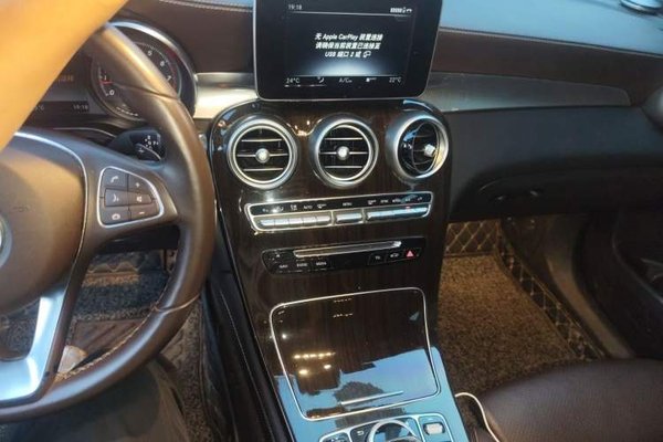 Mercedes-Benz GLC 2019, 130700 км, за 19583 USD - фото 13