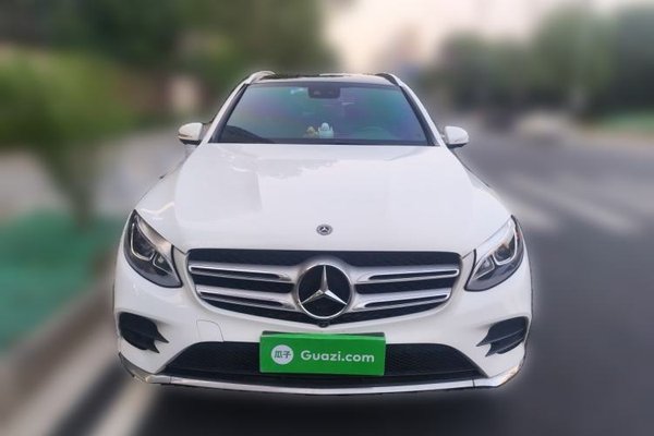 Mercedes-Benz GLC 2019, 130700 км, за 19583 USD