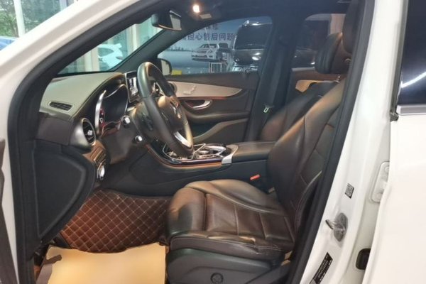 Mercedes-Benz GLC 2019, 135100 км, за 18880 USD - фото 23