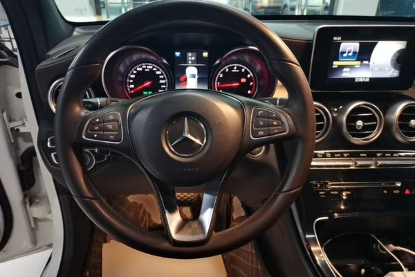 Mercedes-Benz GLC 2019, 135100 км, за 18880 USD - фото 19