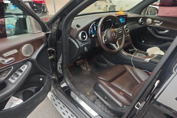 Mercedes-Benz GLC 2020, 113200 км, за 25093 USD - фото 17