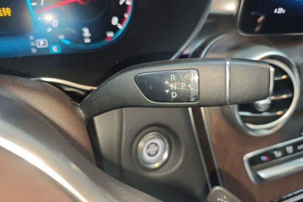 Mercedes-Benz GLC 2020, 113200 км, за 25093 USD - фото 15