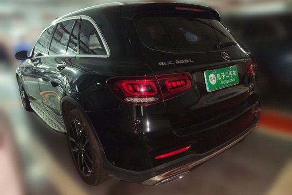 Mercedes-Benz GLC 2020, 122900 км, за 24599 USD