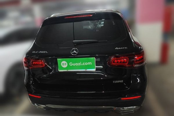 Mercedes-Benz GLC 2020, 125600 км, за 23653 USD