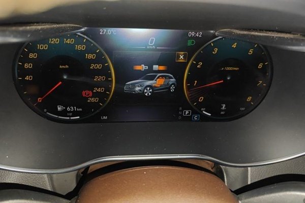 Mercedes-Benz GLC 2020, 125600 км, за 23653 USD - фото 10