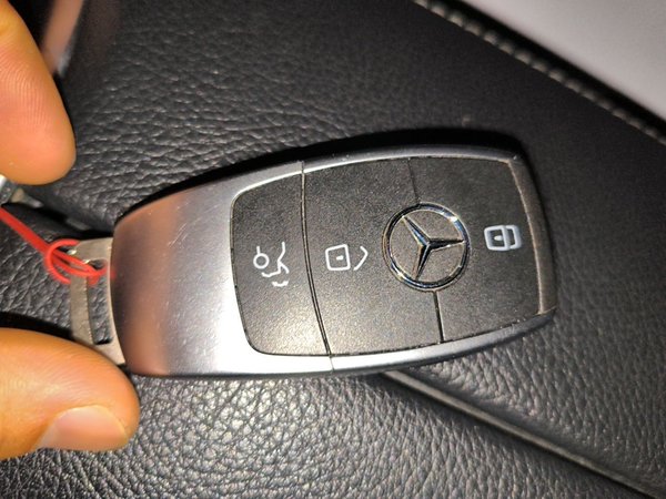 Mercedes-Benz GLC 2020, 130200 км, за 25026 USD - фото 9