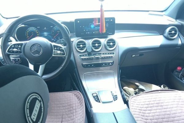 Mercedes-Benz GLC 2020, 52000 км, за 27820 USD - фото 10