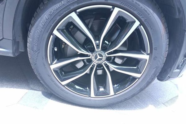 Mercedes-Benz GLC 2020, 52000 км, за 27820 USD - фото 8