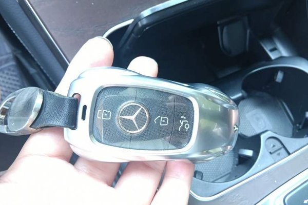 Mercedes-Benz GLC 2020, 52000 км, за 27820 USD - фото 9