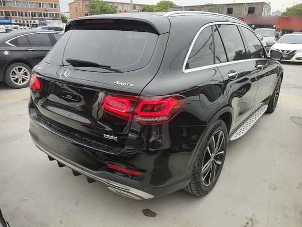 Mercedes-Benz GLC 2020, 60000 км, за 32387 USD - фото 12
