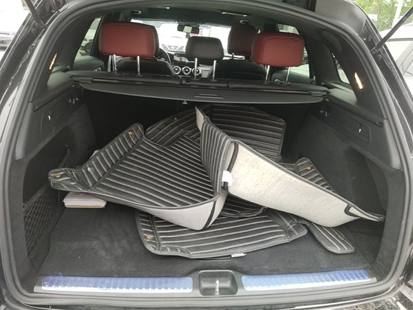 Mercedes-Benz GLC 2020, 60000 км, за 32387 USD - фото 6