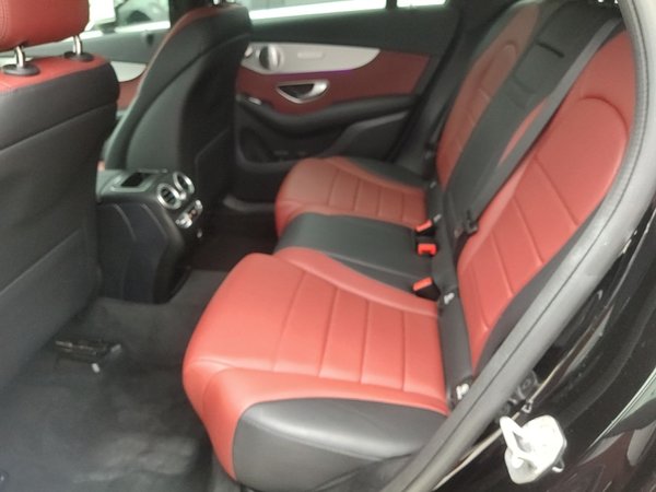 Mercedes-Benz GLC 2020, 60000 км, за 32387 USD