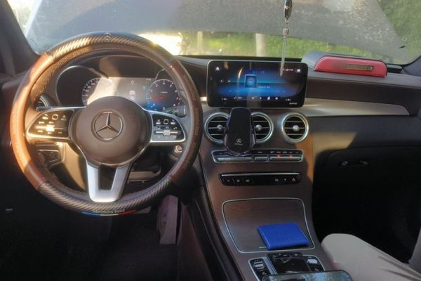 Mercedes-Benz GLC 2020, 96000 км, за 24117 USD - фото 9