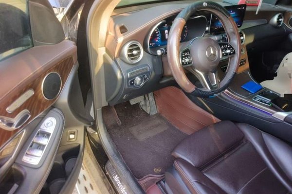 Mercedes-Benz GLC 2020, 96000 км, за 24117 USD - фото 16