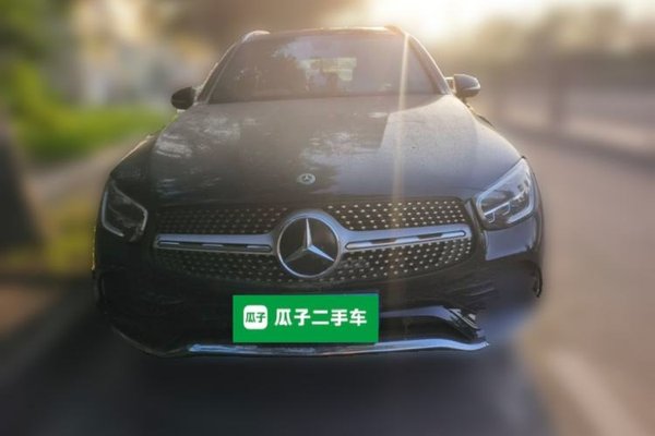 Mercedes-Benz GLC 2020, 96000 км, за 24117 USD