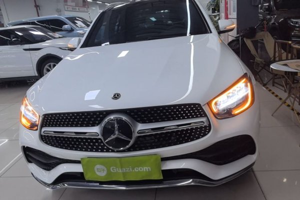 Mercedes-Benz GLC 2020, 38500 км, за 29783 USD
