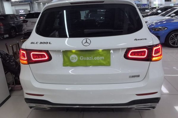 Mercedes-Benz GLC 2020, 38500 км, за 29783 USD