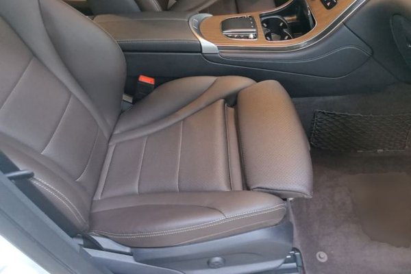 Mercedes-Benz GLC 2020, 38500 км, за 29783 USD - фото 19