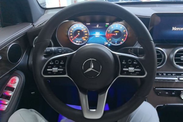 Mercedes-Benz GLC 2020, 38500 км, за 29783 USD - фото 13