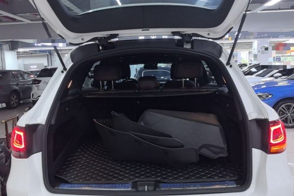 Mercedes-Benz GLC 2020, 38500 км, за 29783 USD - фото 22