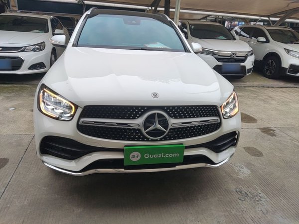 Mercedes-Benz GLC 2020, 52600 км, за 31987 USD