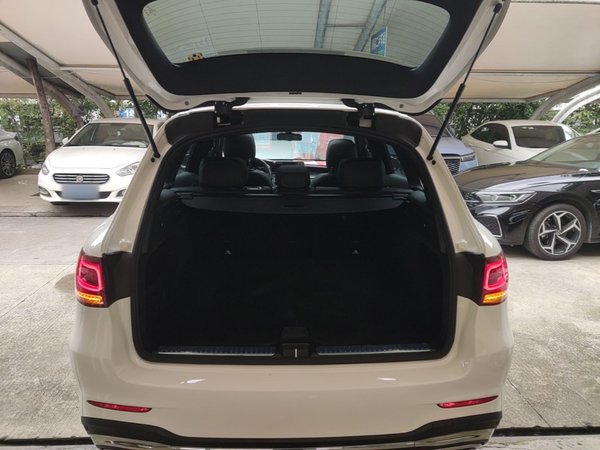 Mercedes-Benz GLC 2020, 52600 км, за 31987 USD - фото 22