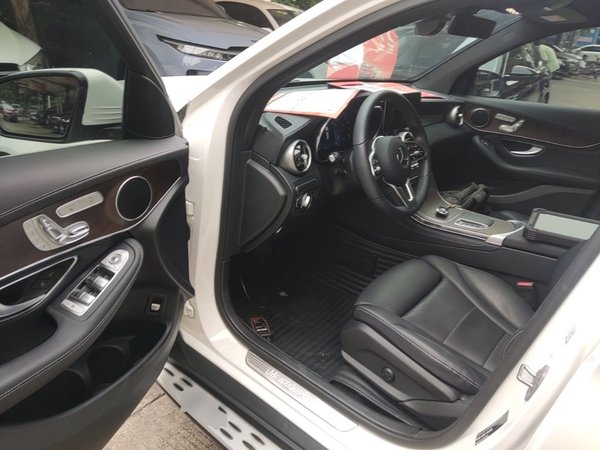 Mercedes-Benz GLC 2020, 52600 км, за 31987 USD - фото 19
