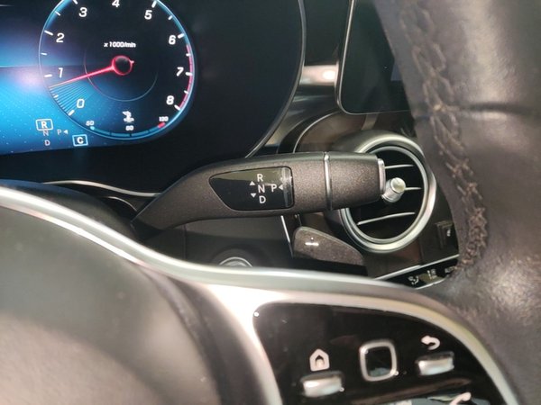 Mercedes-Benz GLC 2020, 52600 км, за 31987 USD - фото 17