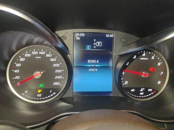 Mercedes-Benz GLC 2020, 69700 км, за 24998 USD - фото 15
