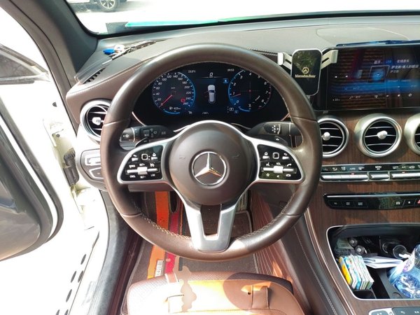 Mercedes-Benz GLC 2020, 76100 км, за 29872 USD - фото 7