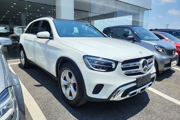 Mercedes-Benz GLC 2020, 88800 км, за 26473 USD