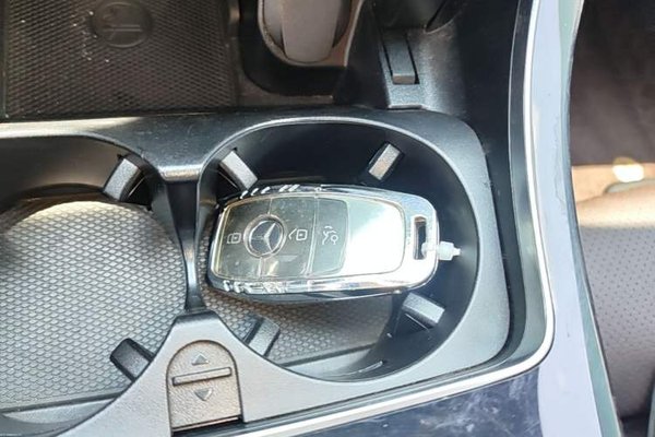 Mercedes-Benz GLC 2020, 88800 км, за 26473 USD - фото 30