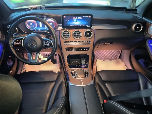 Mercedes-Benz GLC 2021, 72800 км, за 29973 USD - фото 10