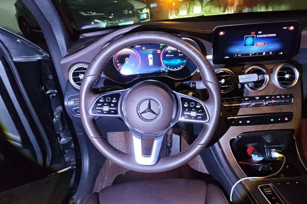 Mercedes-Benz GLC 2021, 64500 км, за 28106 USD - фото 9