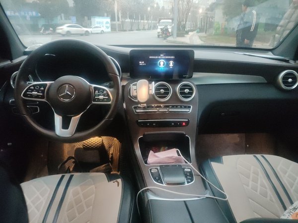 Mercedes-Benz GLC 2021, 98800 км, за 31880 USD - фото 10