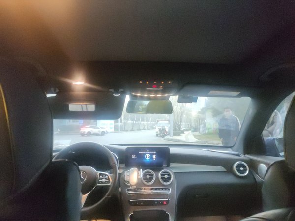 Mercedes-Benz GLC 2021, 98800 км, за 31880 USD - фото 19