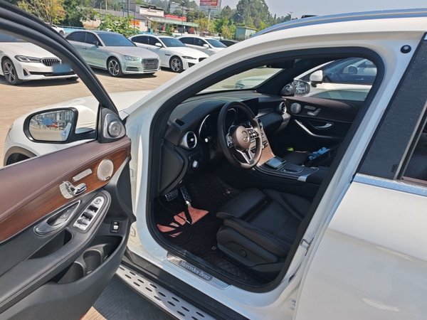 Mercedes-Benz GLC 2021, 65600 км, за 33765 USD - фото 19